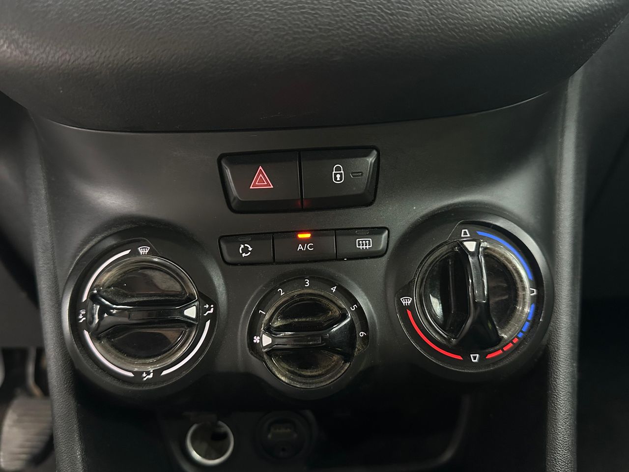 Peugeot 208 5P ACCESS 1.0 VTi 68Cv - 120.000Km - Foto 2 