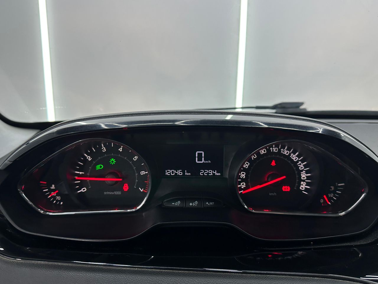 Peugeot 208 5P ACCESS 1.0 VTi 68Cv - 120.000Km - Foto 2 
