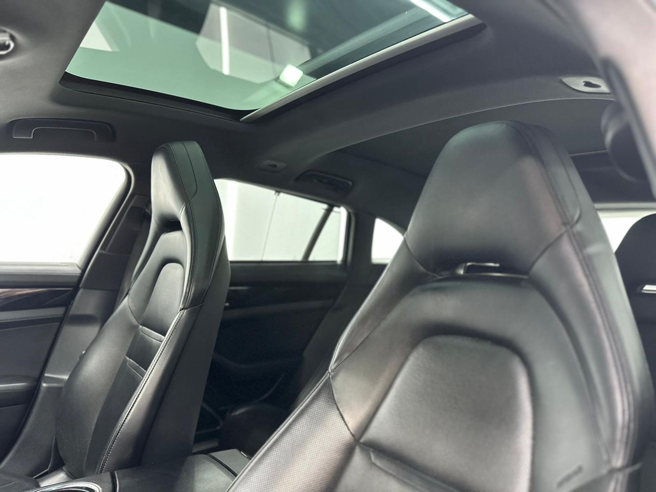 Porsche Panamera 4 E-Hybrid Executive - Foto 2 