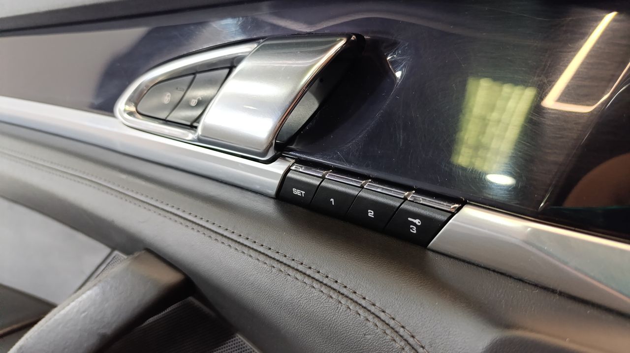 Porsche Panamera 3.0 TD Tiptronic - Foto 2 