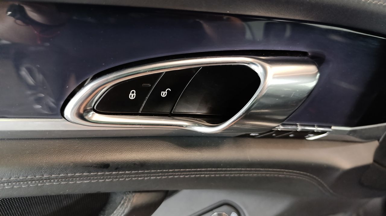 Porsche Panamera 3.0 TD Tiptronic - Foto 2 