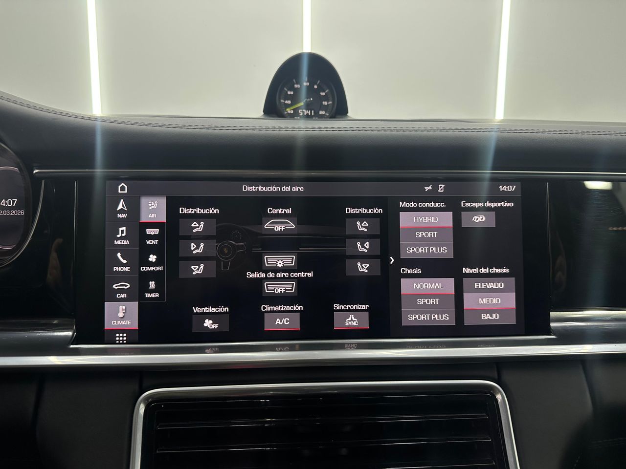 Porsche Panamera 4 E-Hybrid Executive - Foto 2 