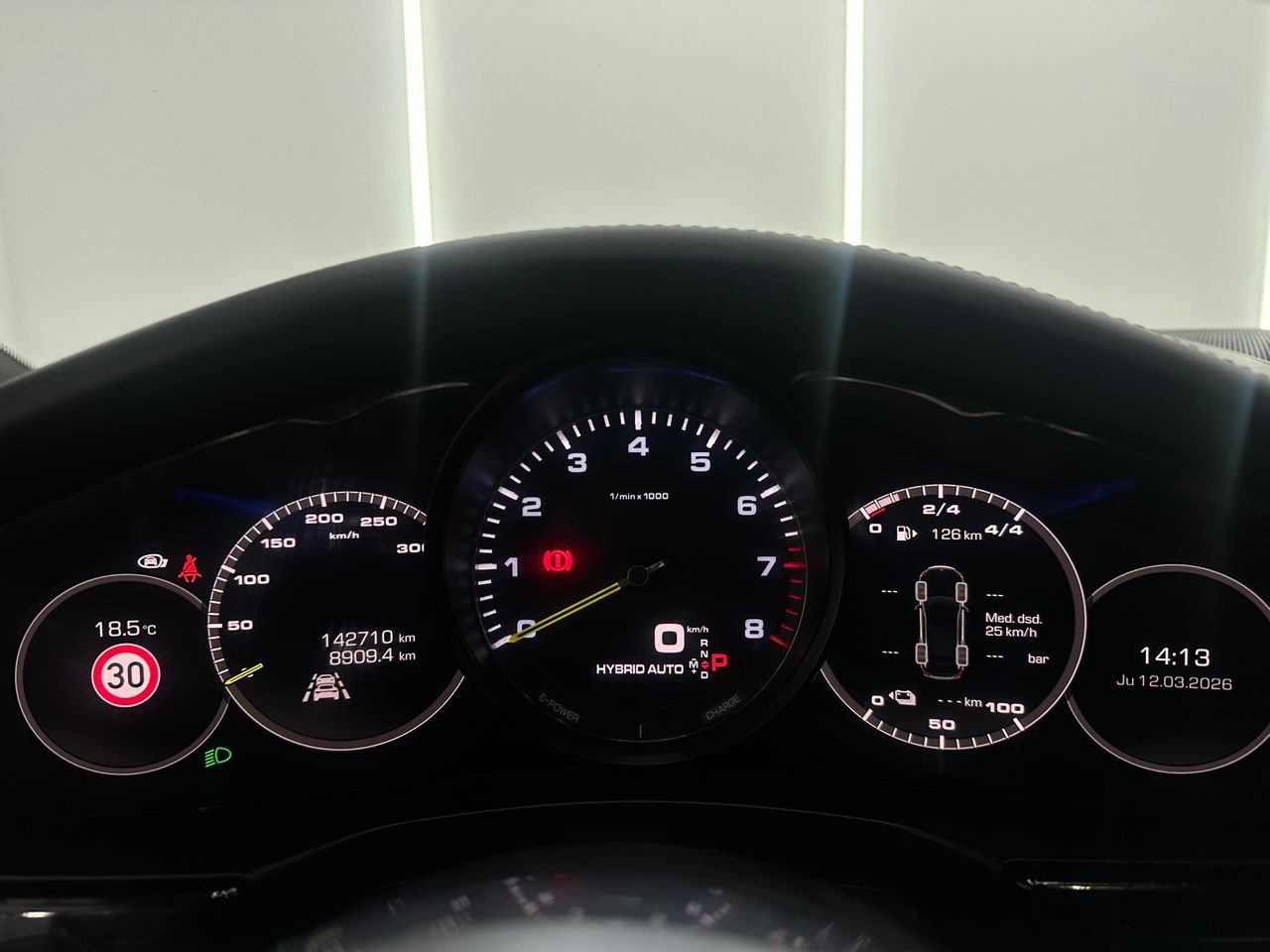 Porsche Panamera 4 E-Hybrid Executive - Foto 2 