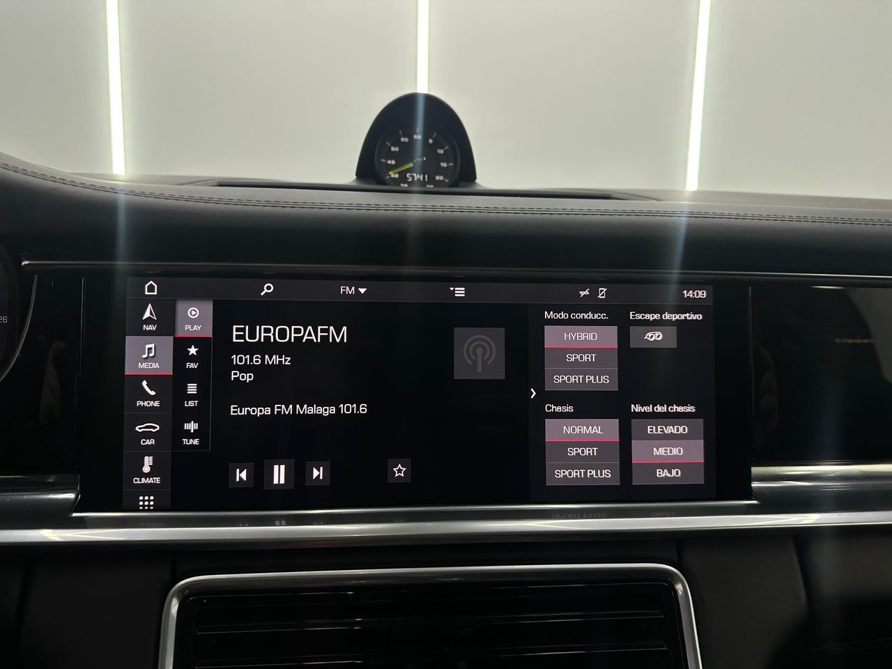 Porsche Panamera 4 E-Hybrid Executive - Foto 2 