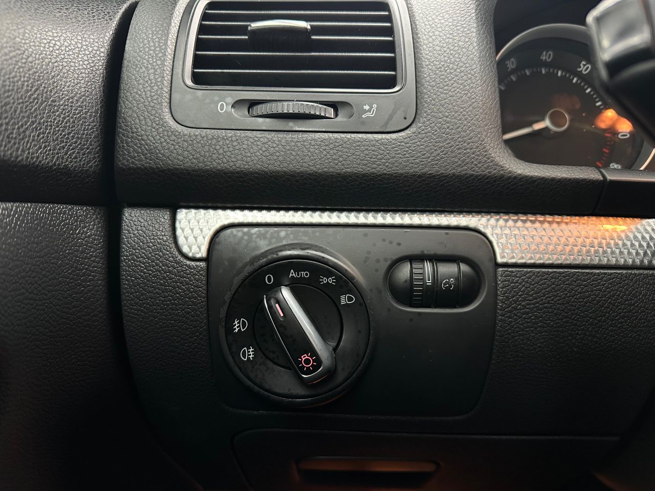 Volkswagen Golf 3.2 R32 4motion DSG 230.000Km - Foto 2 