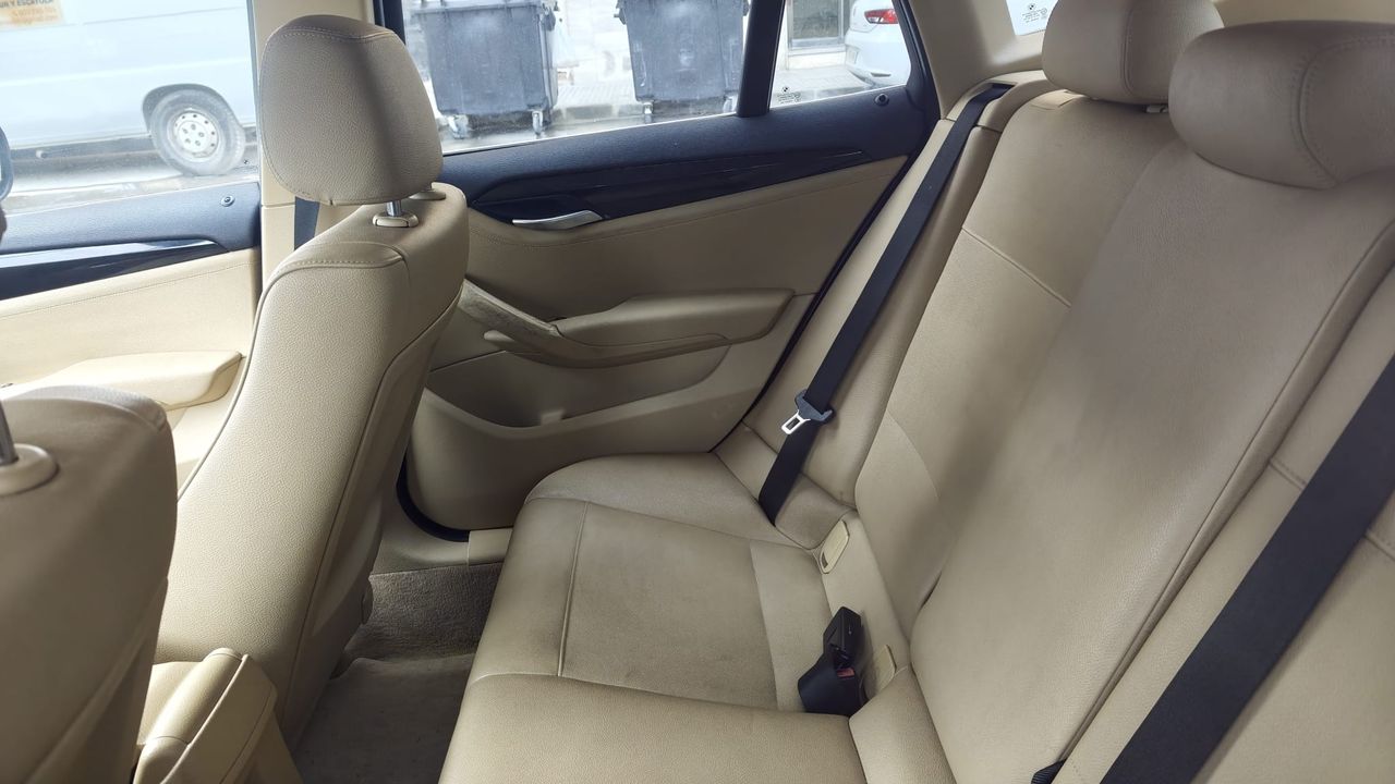 BMW X1 sDrive20d 177Cv - 212.000Km - Foto 2 