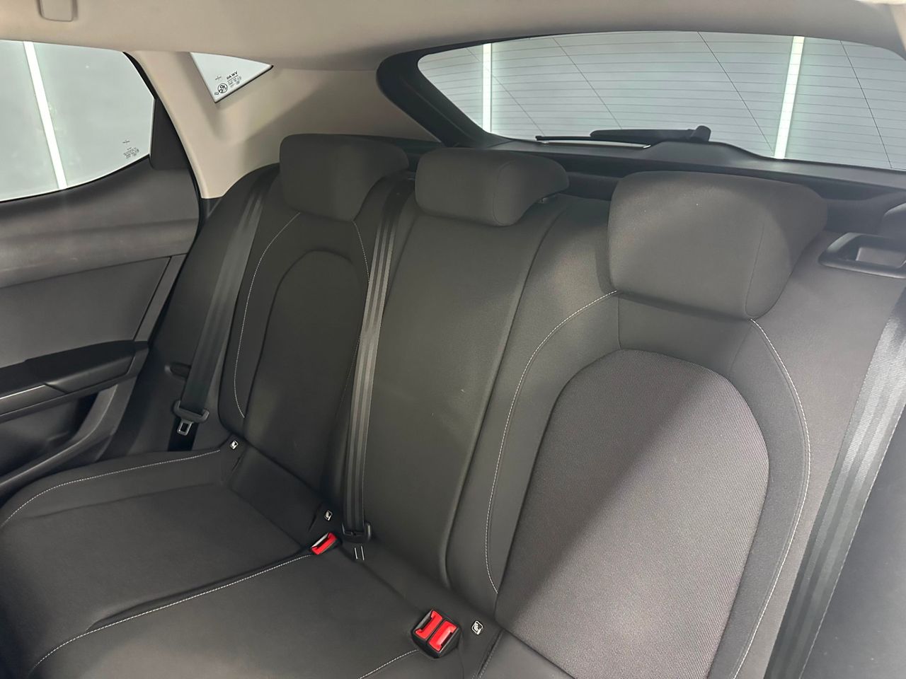 Seat Leon 1.6 TDI 85kW (115CV) St&Sp Style - Foto 2 