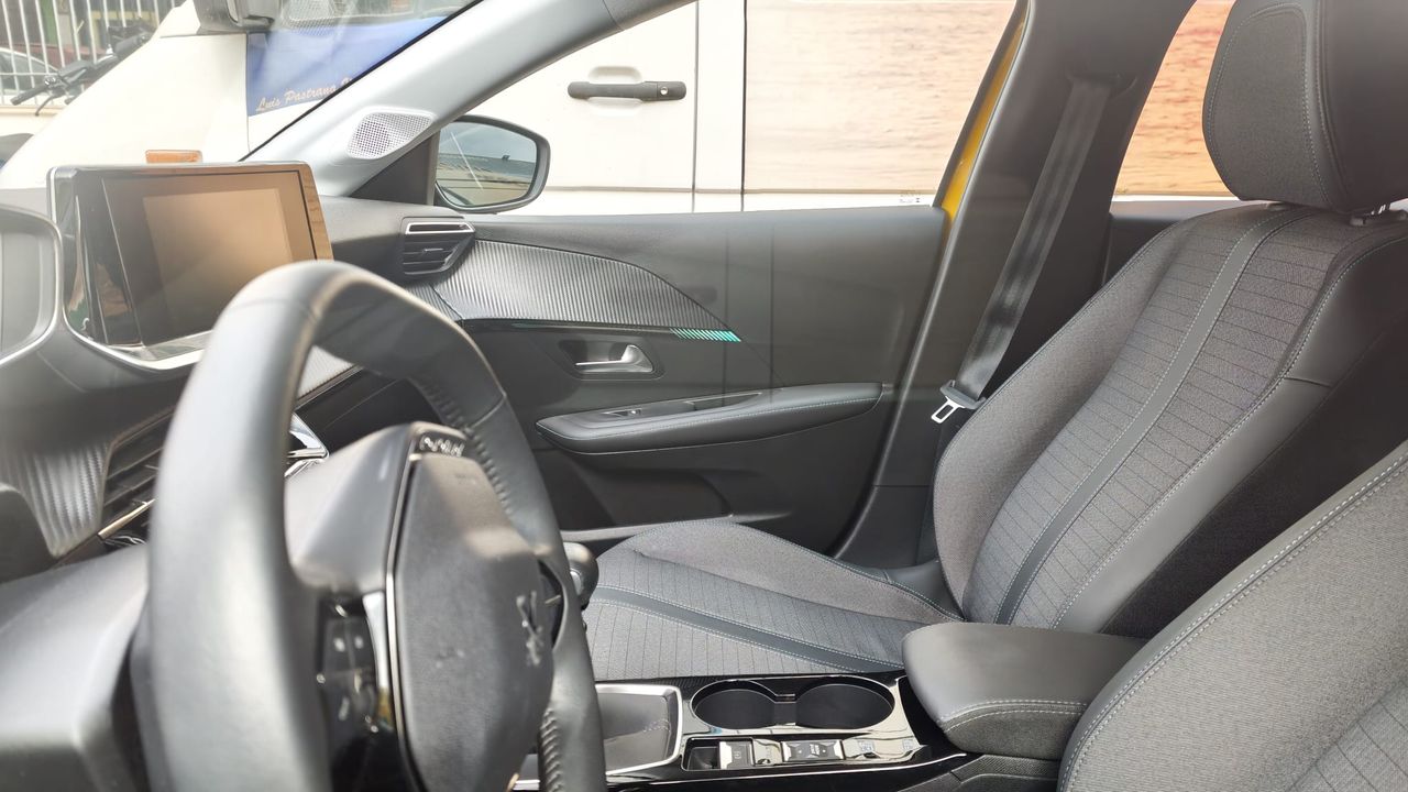 Peugeot 208 PureTech 73kW (100CV) Active Pack Nacional UNICO PROPIETARIO -  - 33.000Km - Foto 2 