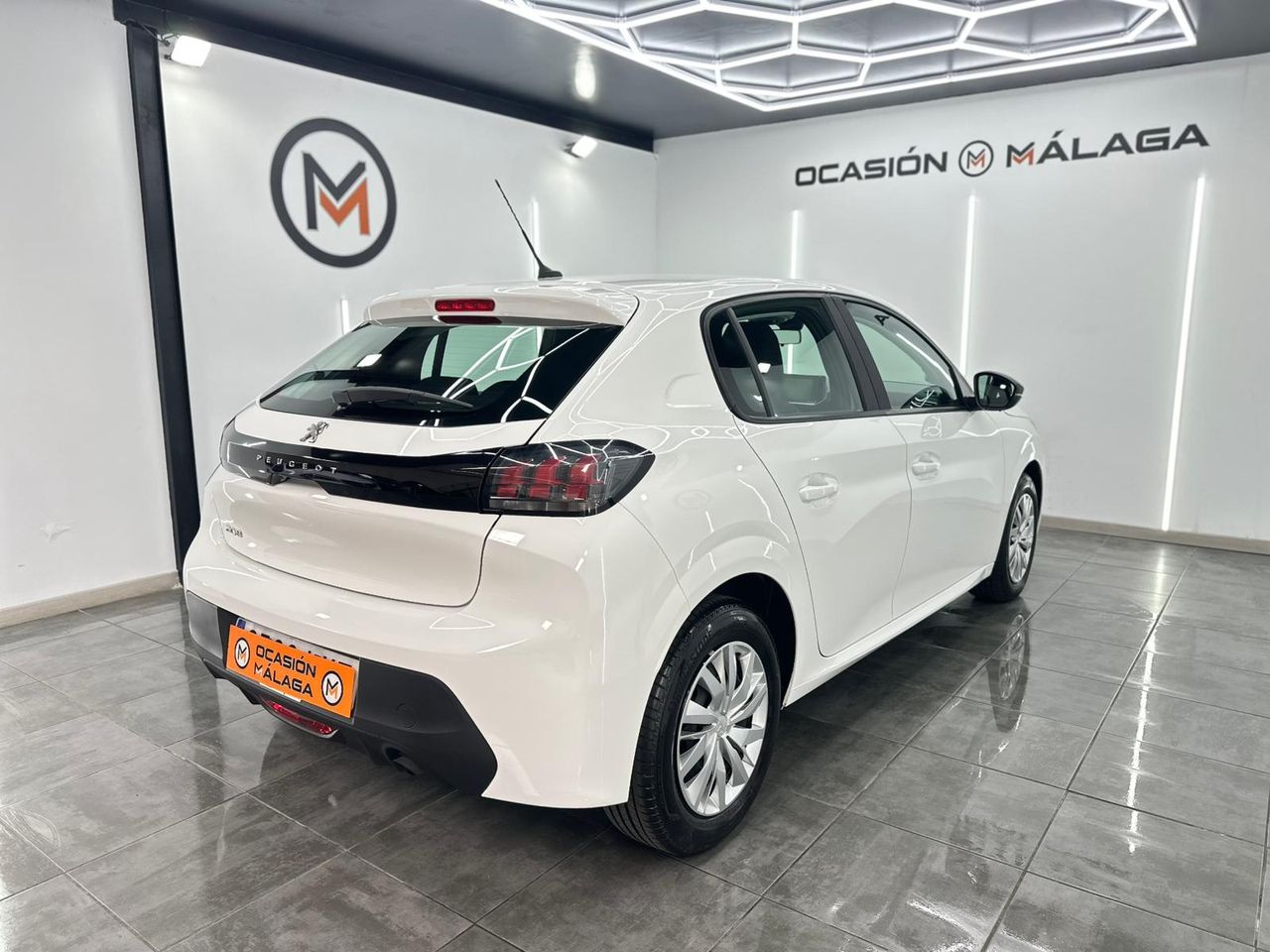 Peugeot 208 PureTech 55kW (75CV) Allure Nacional - Solo 35.000Km - Foto 2 