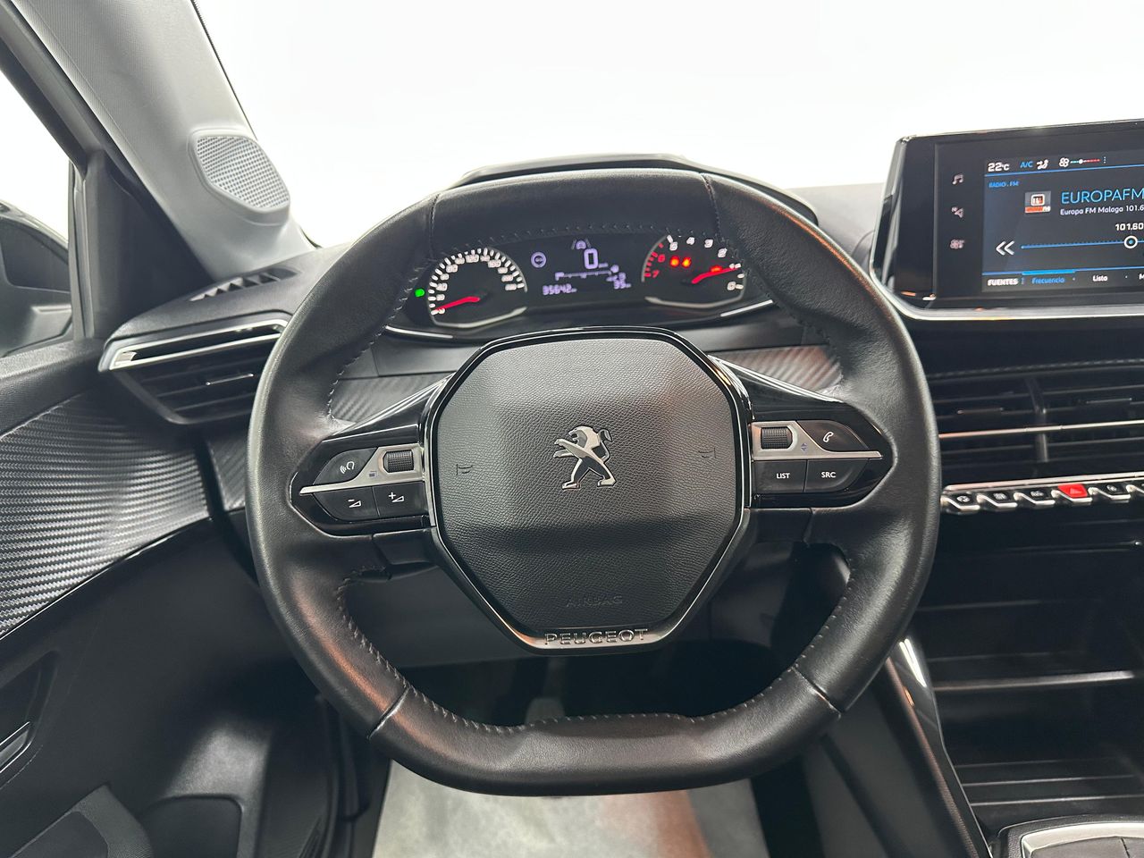 Peugeot 208 PureTech 55kW (75CV) Allure Nacional - Solo 35.000Km - Foto 2 