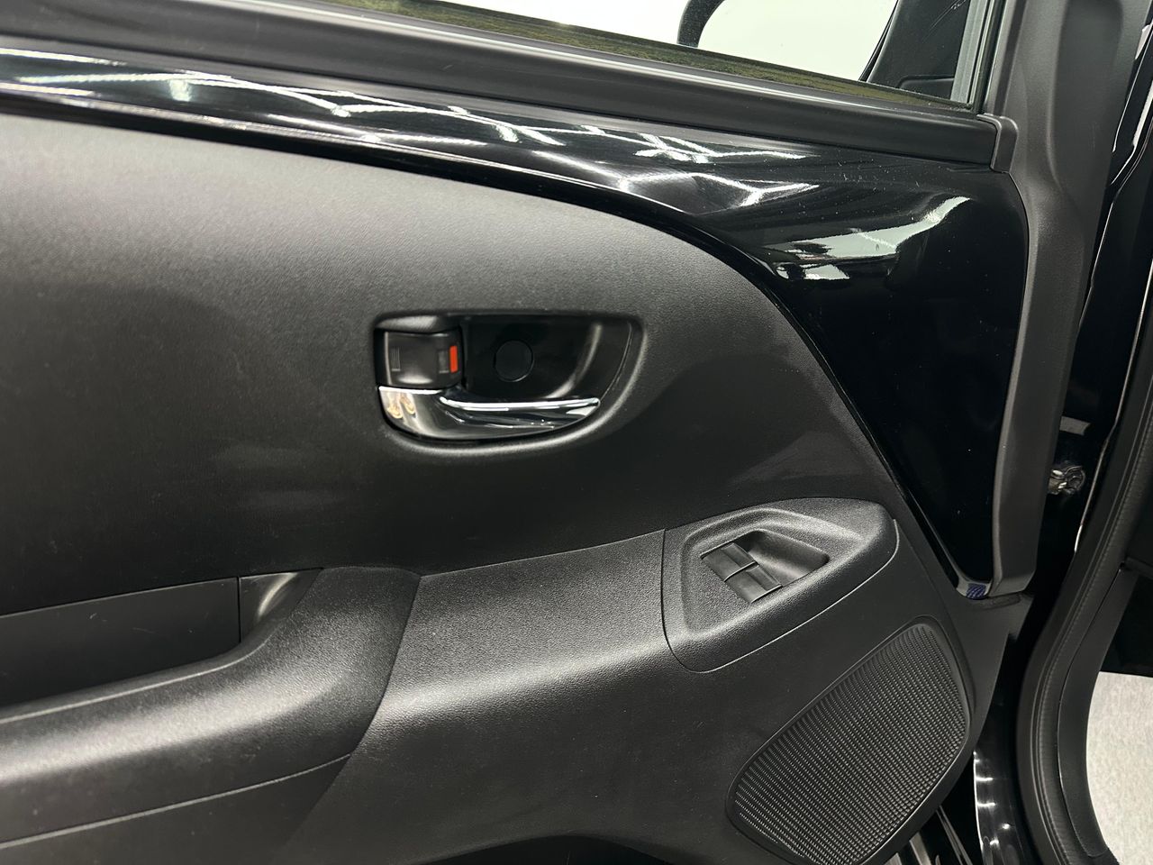 Citroën C1 VTi 53kW (72CV) City Edition Nacional  Techo Solar - 44.500Km - Foto 2 