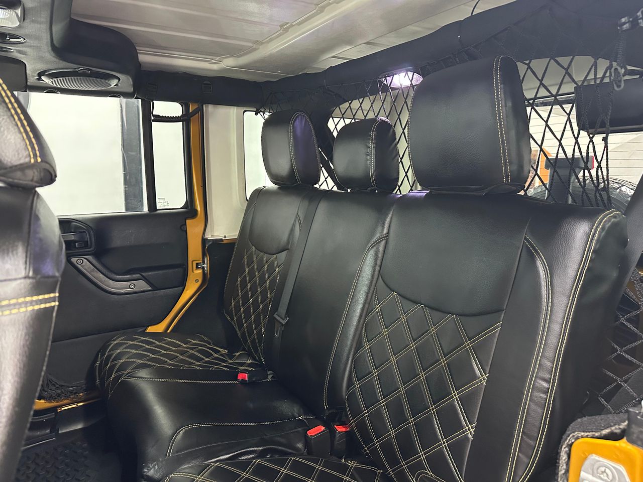 Jeep Wrangler  Wrangler 3.6 V6 Sahara Aut - Foto 2 