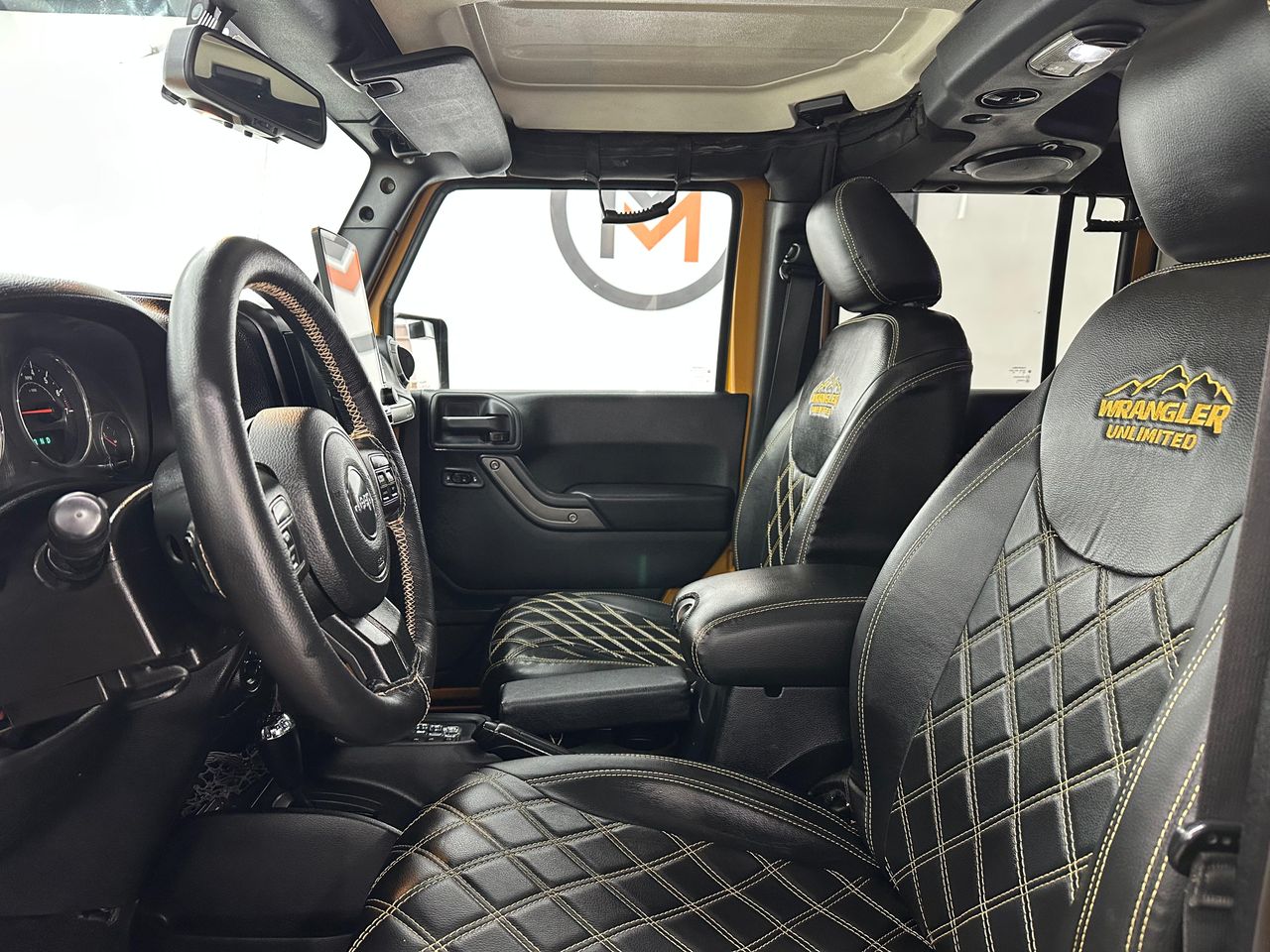 Jeep Wrangler  Wrangler 3.6 V6 Sahara Aut - Foto 2 