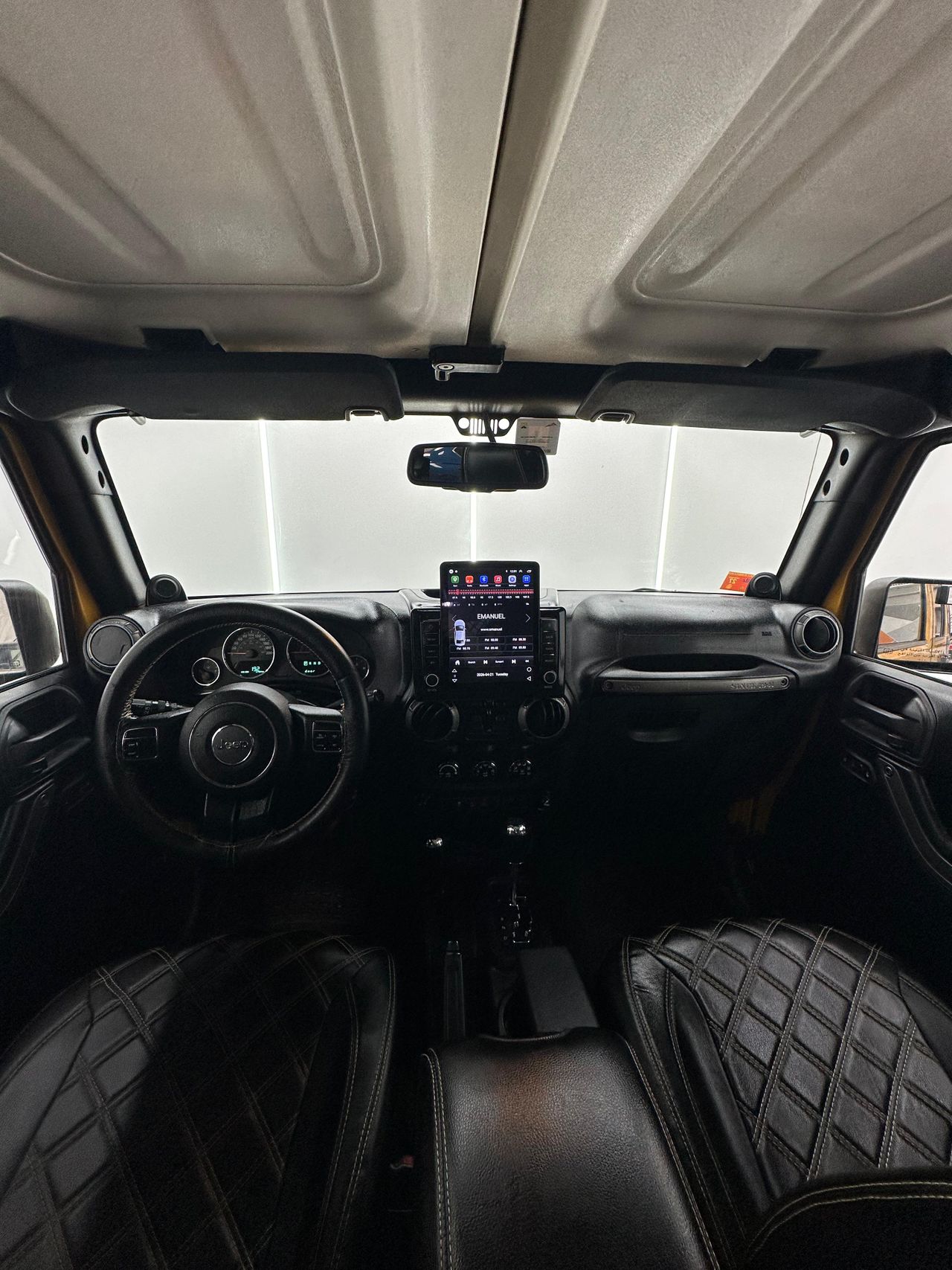 Jeep Wrangler  Wrangler 3.6 V6 Sahara Aut - Foto 2 