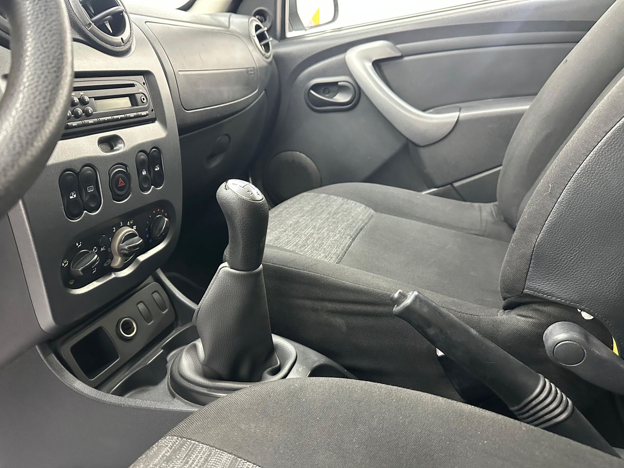 Dacia Duster Ambiance 1.6 105Cv E5 Nacional - 92.000Km - Foto 2 