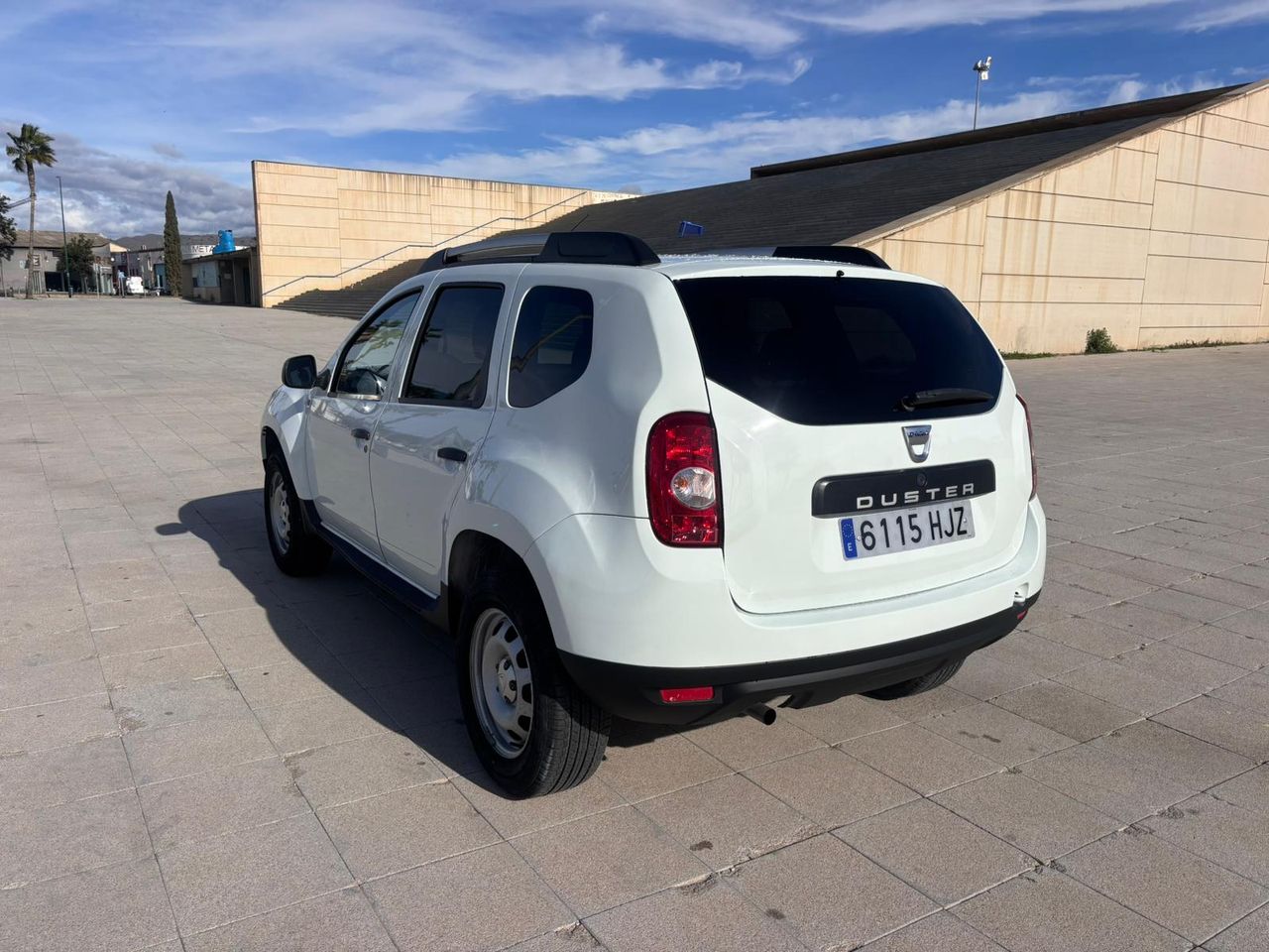 Dacia Duster Ambiance 1.6 105Cv E5 Nacional - 92.000Km - Foto 2 