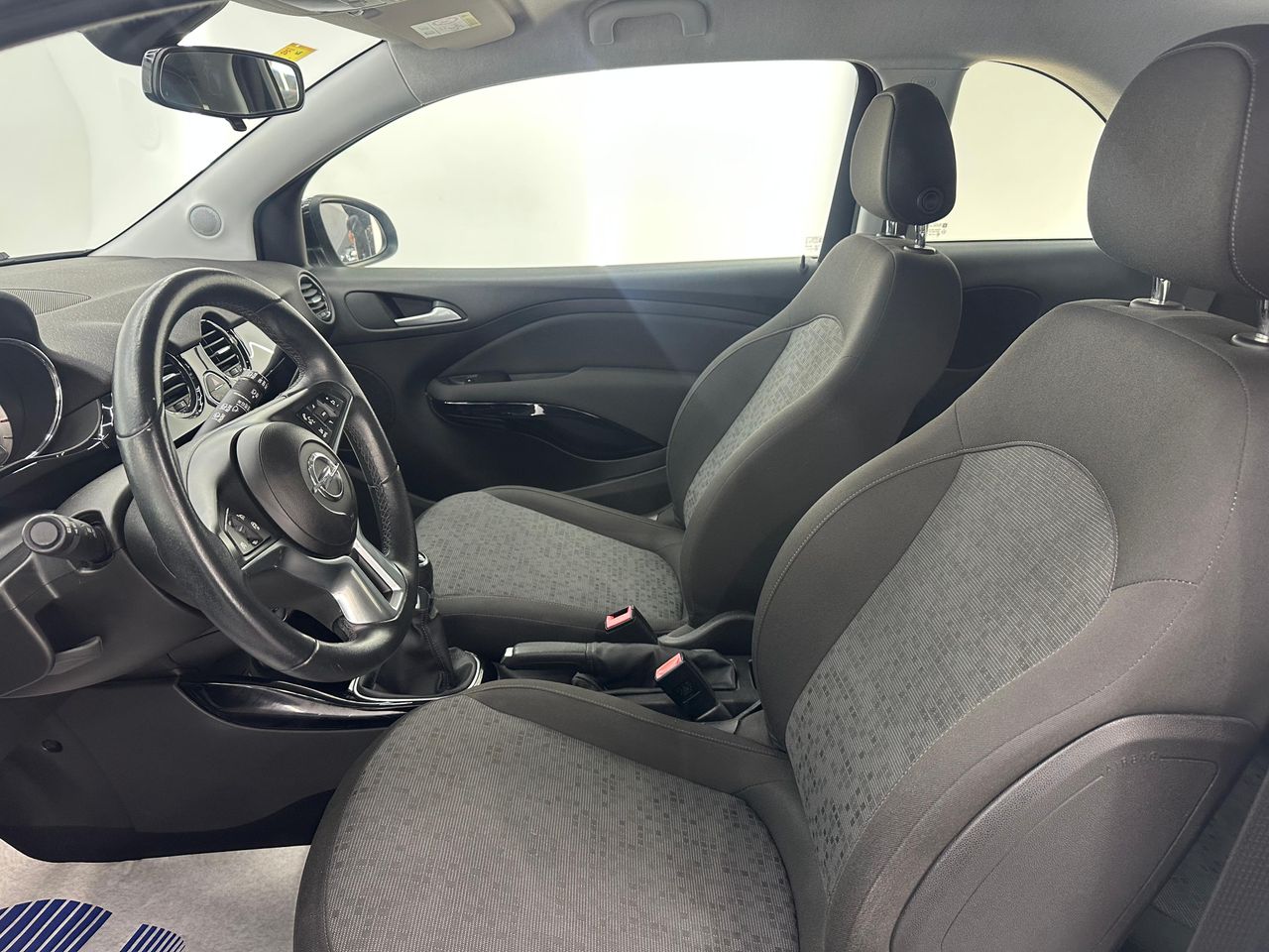 Opel Adam 1.4 XEL GLAM 87Cv Nacional 42.500Km - Unico propietario - Foto 2 