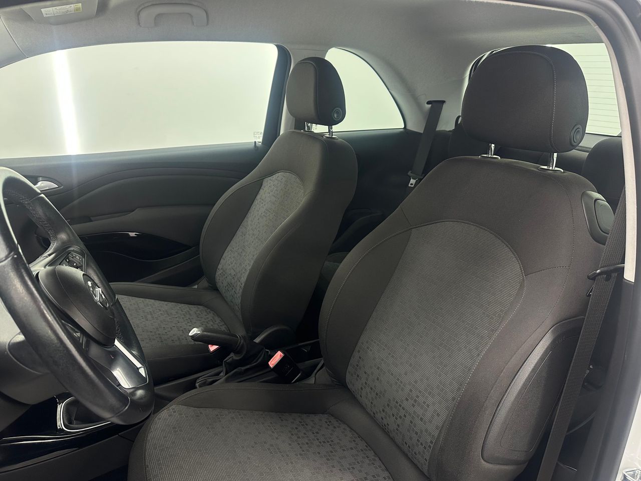 Opel Adam 1.4 XEL GLAM 87Cv Nacional 42.500Km - Unico propietario - Foto 2 