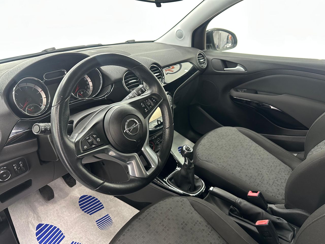 Opel Adam 1.4 XEL GLAM 87Cv Nacional 42.500Km - Unico propietario - Foto 2 