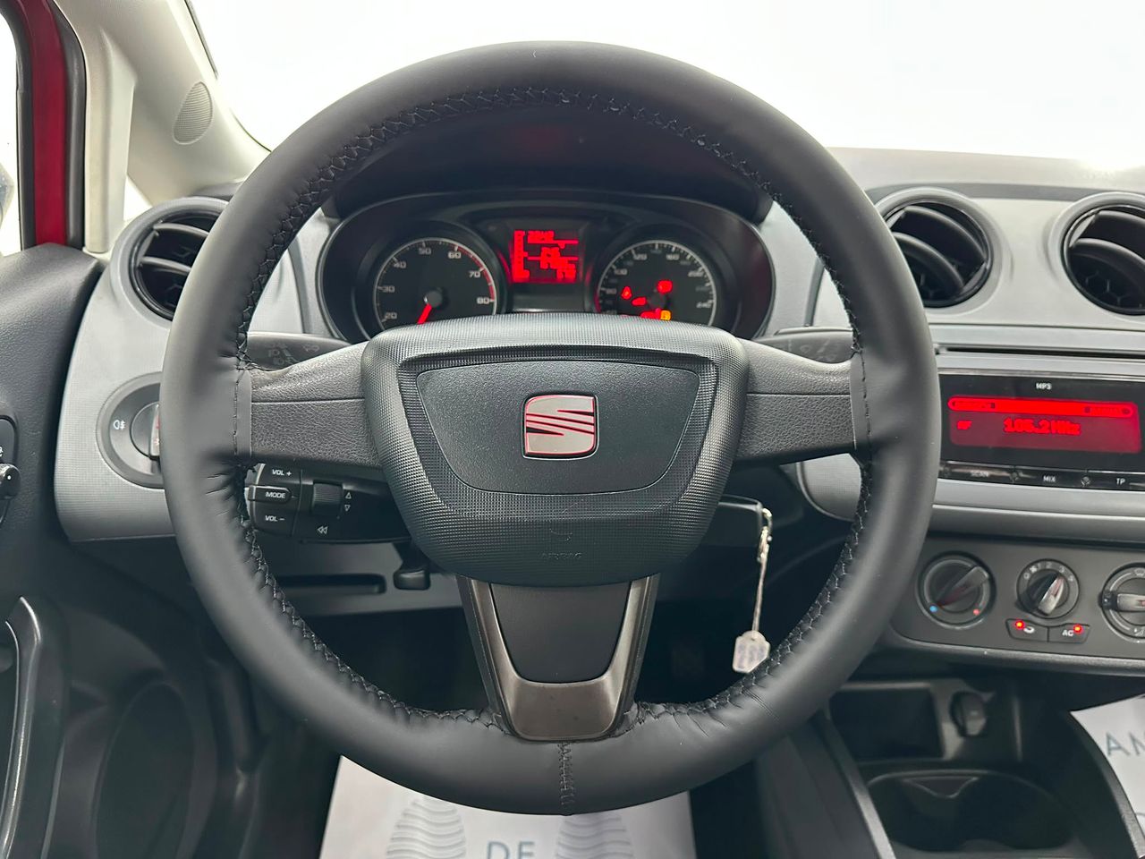 Seat Ibiza 1.2 12v 70cv Reference Nacional - 167.000Km - Foto 2 
