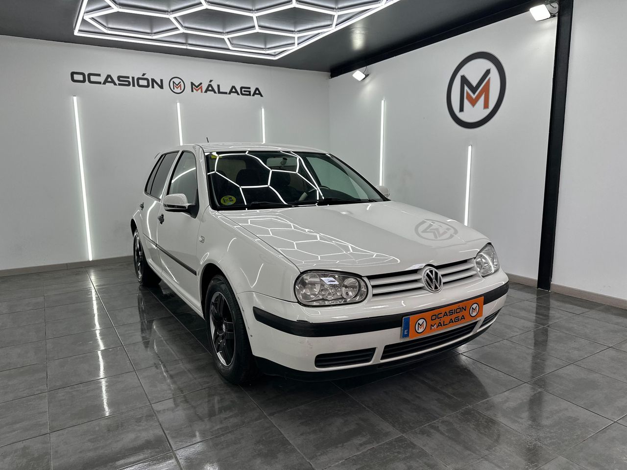 Volkswagen Golf 1.6 HIGHLINE AUTOMATIC 100cv Nacional - Foto 2 