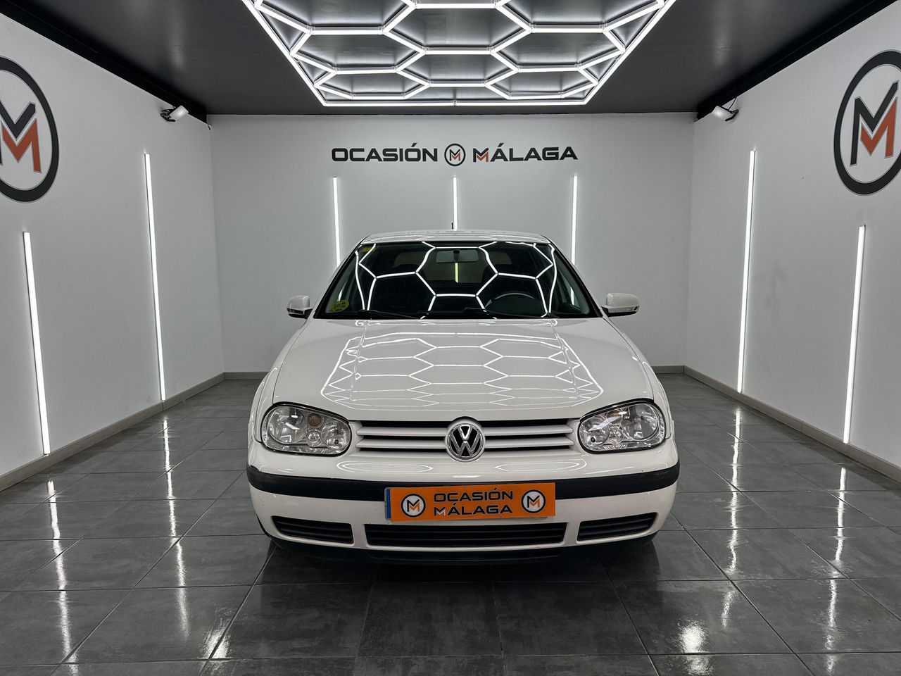 Volkswagen Golf 1.6 HIGHLINE AUTOMATIC 100cv Nacional - Foto 2 