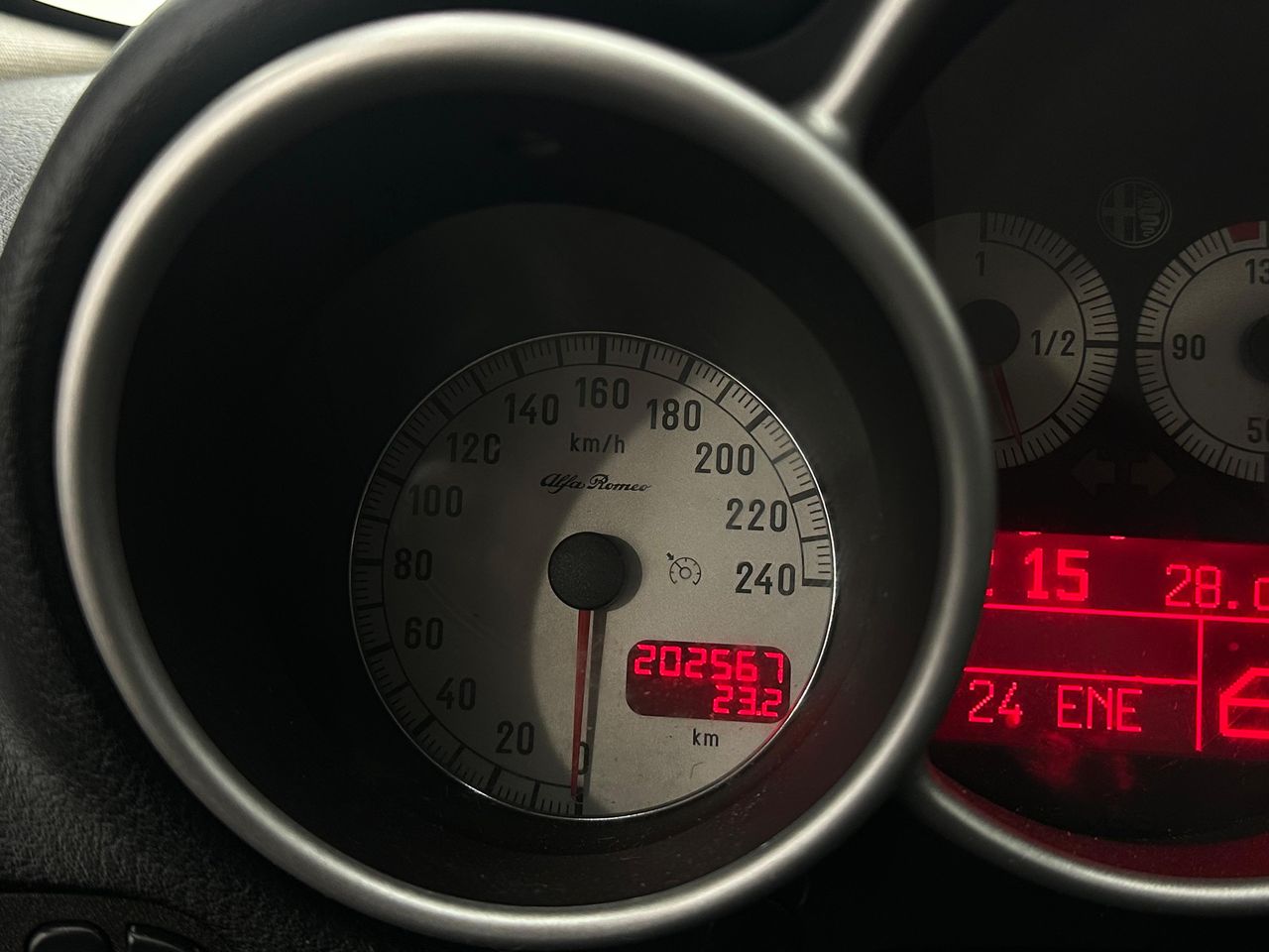 Alfa Romeo GT 1.9 JTD Distinctive - 199.000Km - Foto 2 