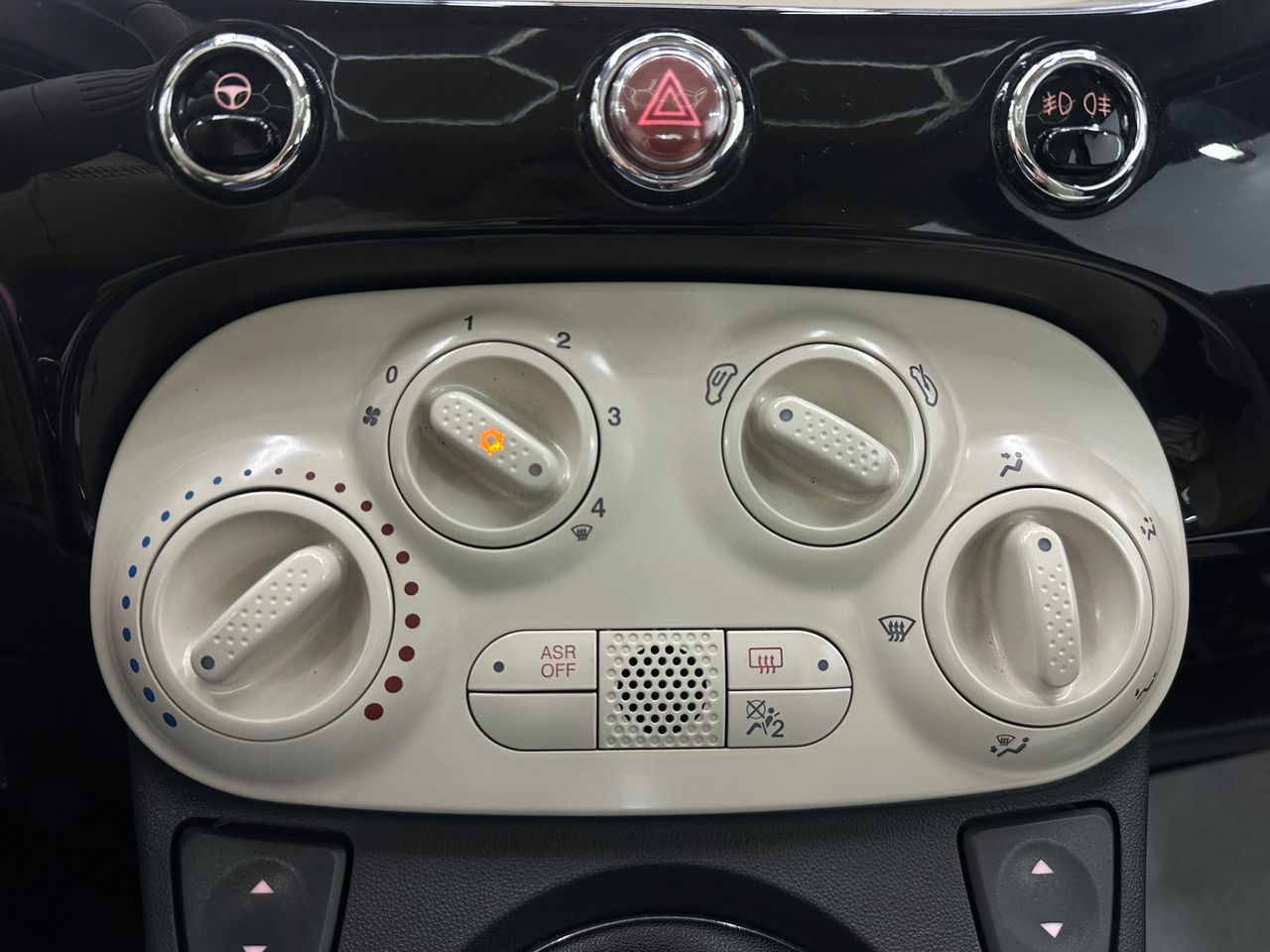 Fiat 500 1.2 8v 69 CV Lounge - Foto 2 