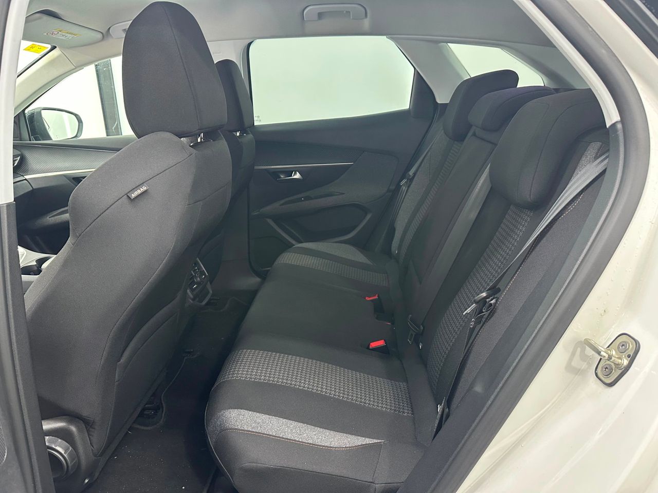 Peugeot 3008 1.5L BlueHDi 96kW (130CV) S&S Allure - Foto 2 