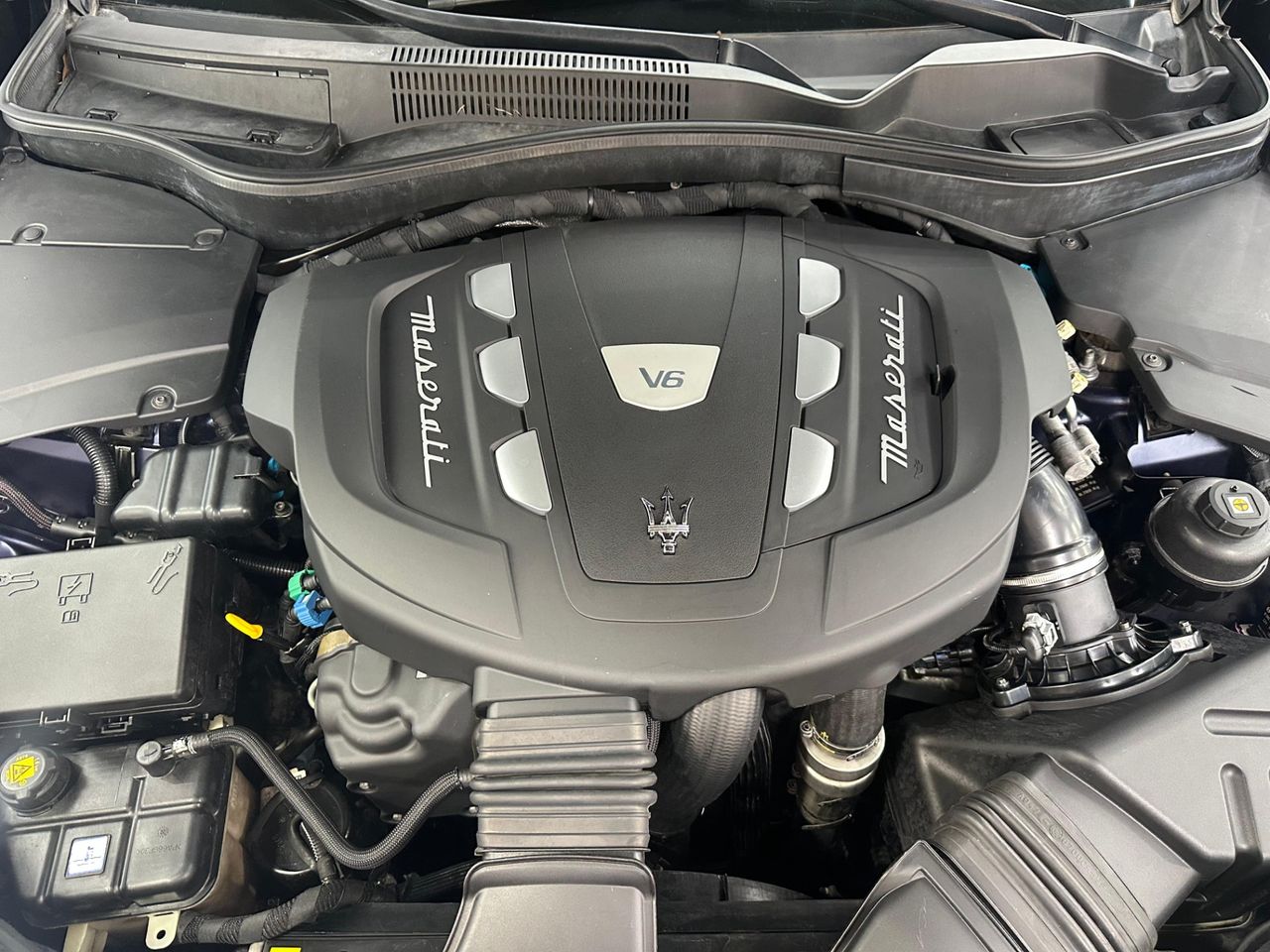 Maserati Levante V6 275 HP D AWD GranLusso - Foto 2 