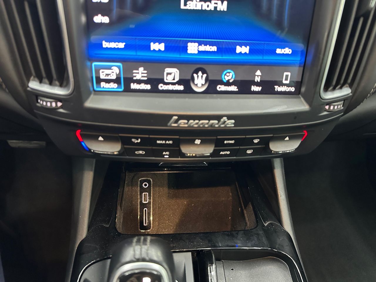 Maserati Levante V6 275 HP D AWD GranLusso - Foto 2 