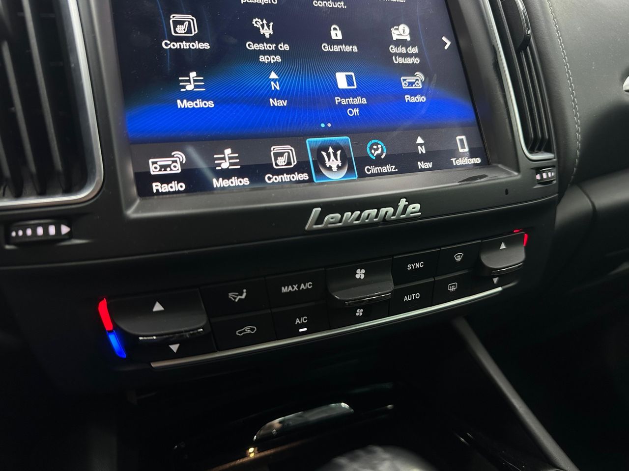 Maserati Levante V6 275 HP D AWD GranLusso - Foto 2 