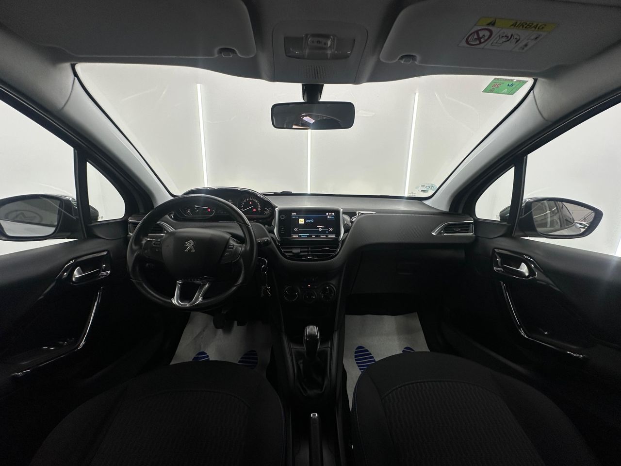 Peugeot 208 5P ACCESS 1.0 VTi 68Cv - 120.000Km - Foto 2 