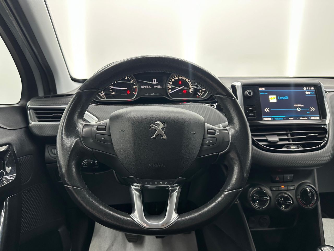Peugeot 208 5P ACCESS 1.0 VTi 68Cv - 120.000Km - Foto 2 