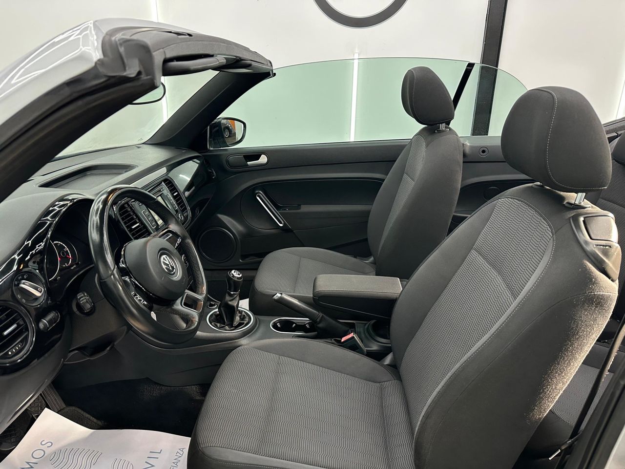 Volkswagen Beetle 1.6 TDI 105cv Beetlemanía - Foto 2 