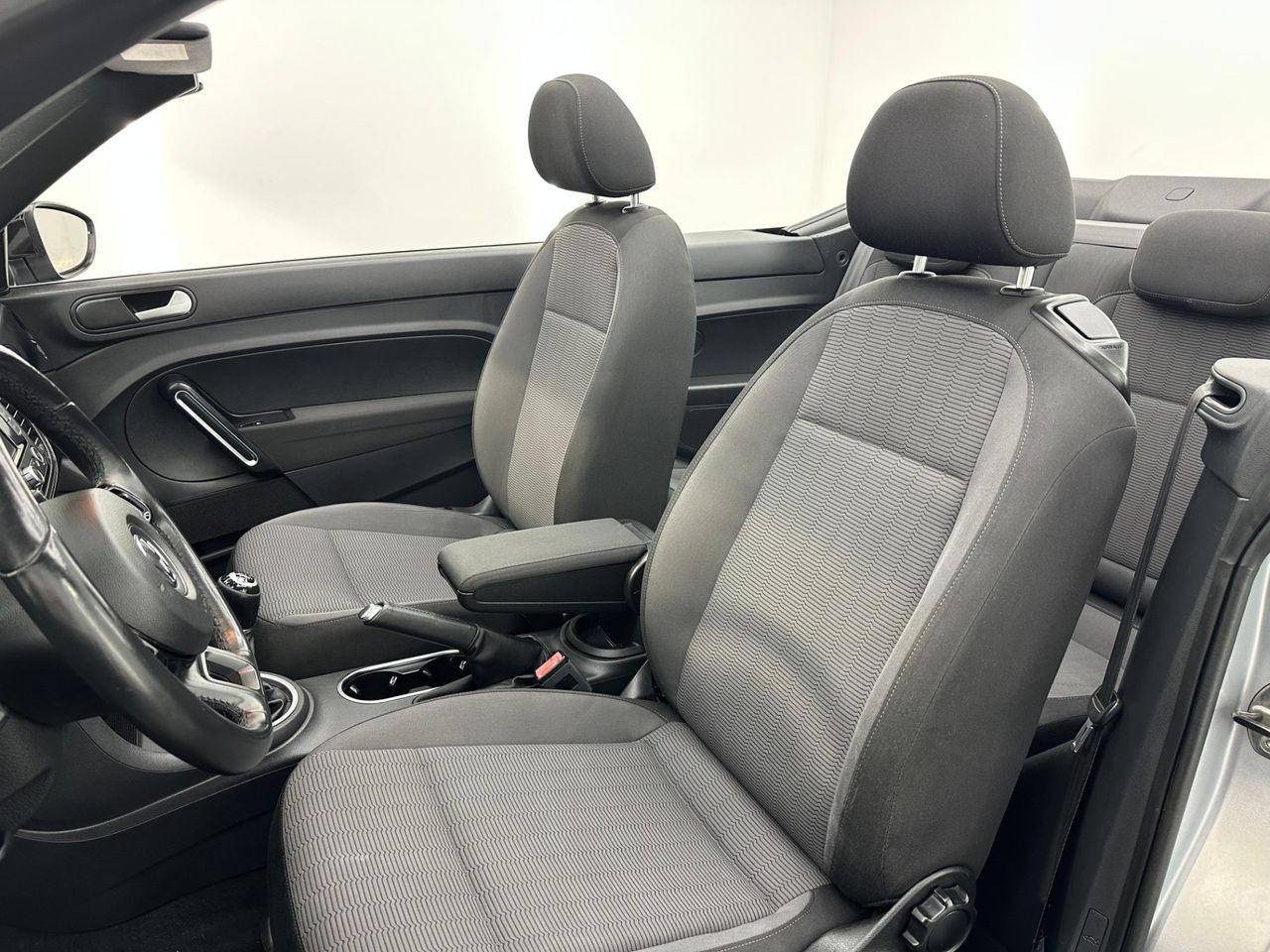 Volkswagen Beetle 1.6 TDI 105cv Beetlemanía - Foto 2 