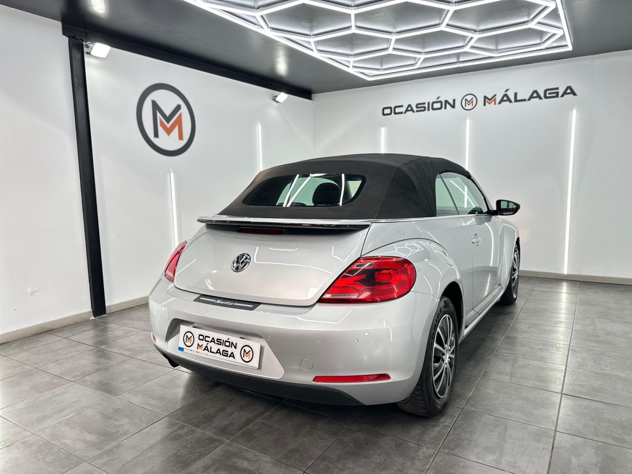 Volkswagen Beetle 1.6 TDI 105cv Beetlemanía - Foto 2 