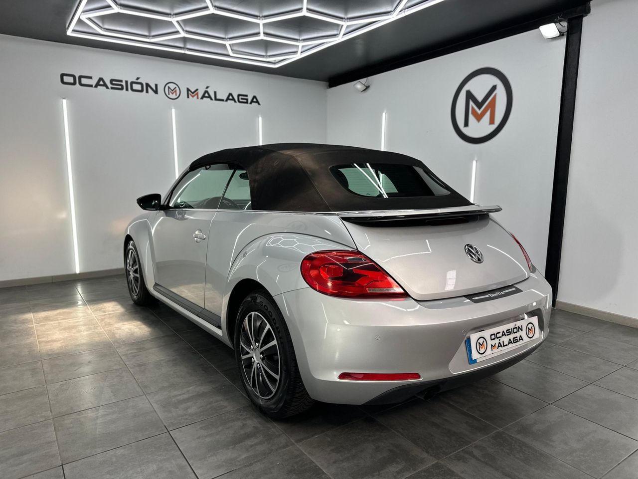 Volkswagen Beetle 1.6 TDI 105cv Beetlemanía - Foto 2 