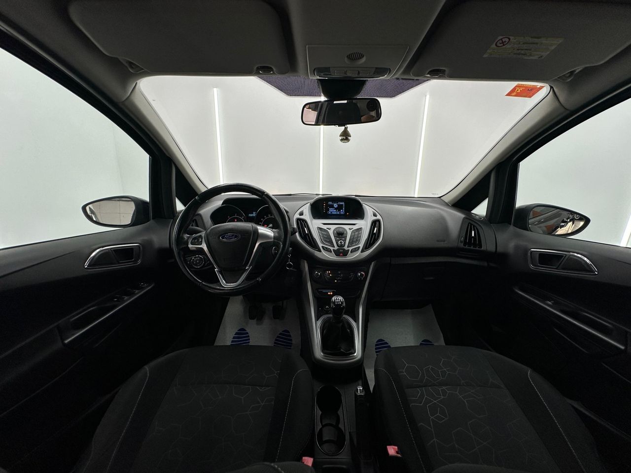 Ford B-MAX 1.5 TDCi 75 Titanium - Foto 2 