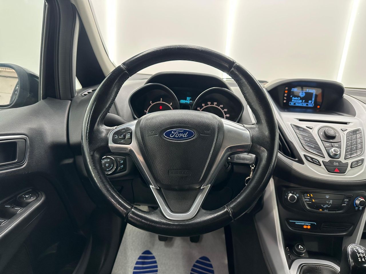 Ford B-MAX 1.5 TDCi 75 Titanium - Foto 2 