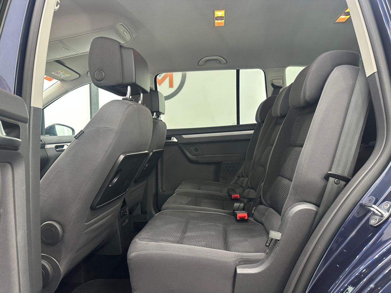 Volkswagen Touran 1.6 TDI 105cv DSG Advance Bmotion Tech - Foto 2 