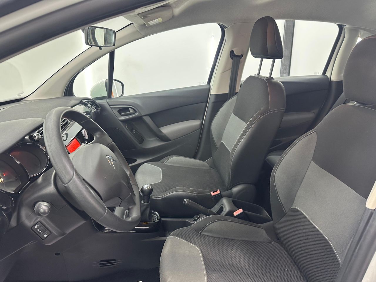 Citroën C3 Puretech 68cv Attraction - Foto 2 