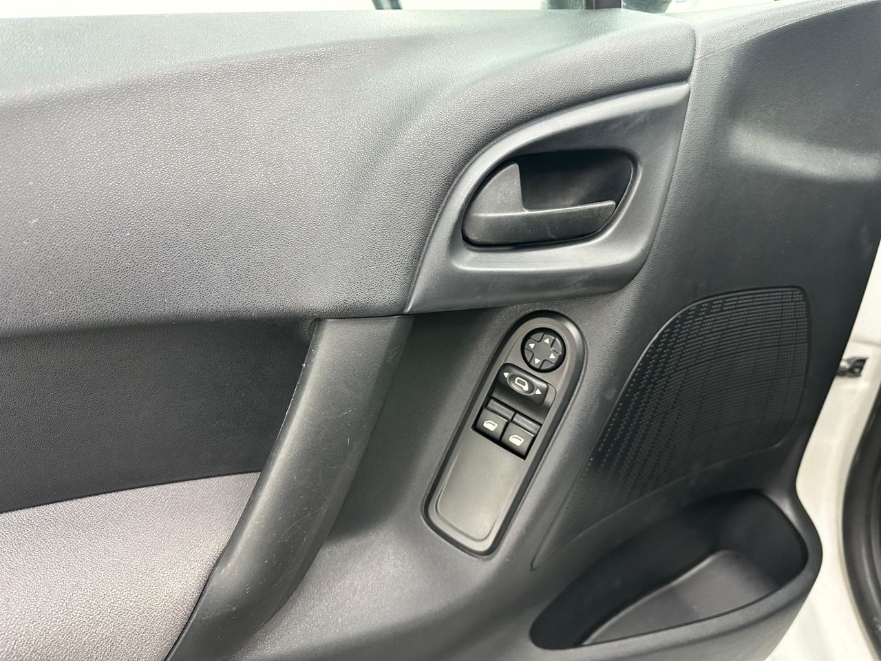 Citroën C3 Puretech 68cv Attraction - Foto 2 