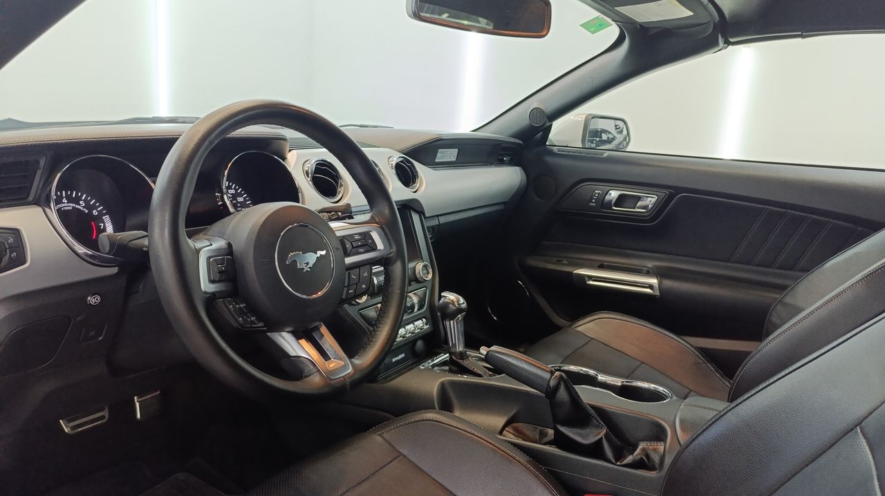 Ford Mustang 2.3 EcoBoost 231kW Mustang Aut. (Conv.) 120.000Km - Foto 2 