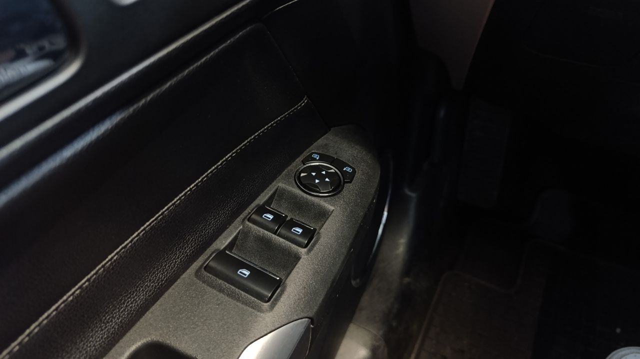 Ford Mustang 2.3 EcoBoost 231kW Mustang Aut. (Conv.) 120.000Km - Foto 2 