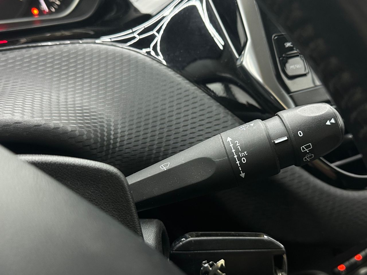 Peugeot 208 5P ACCESS 1.0 VTi 68Cv - 120.000Km - Foto 2 