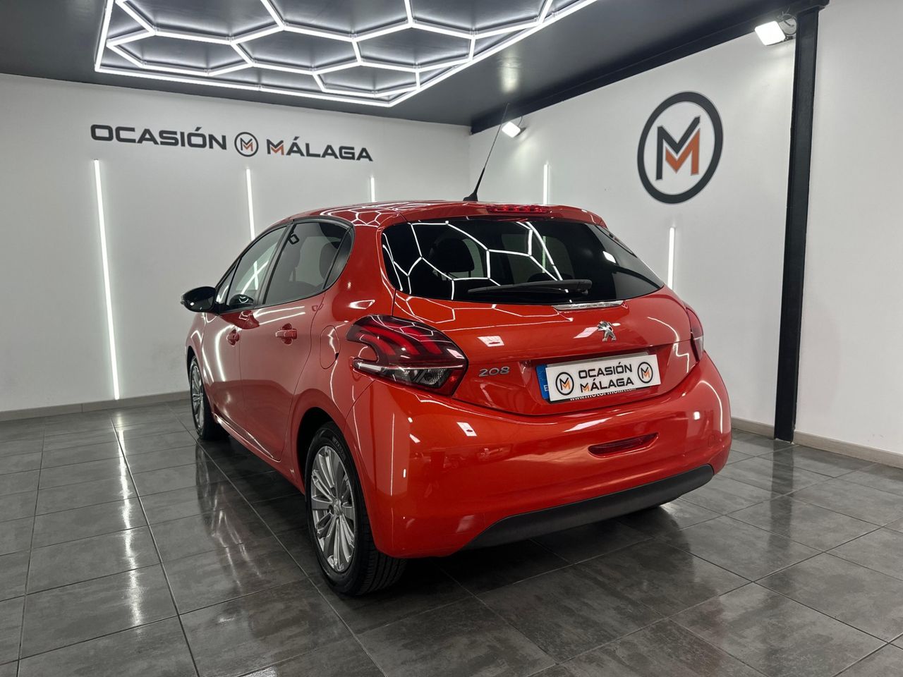Peugeot 208 5P ACCESS 1.0 VTi 68Cv - 120.000Km - Foto 2 