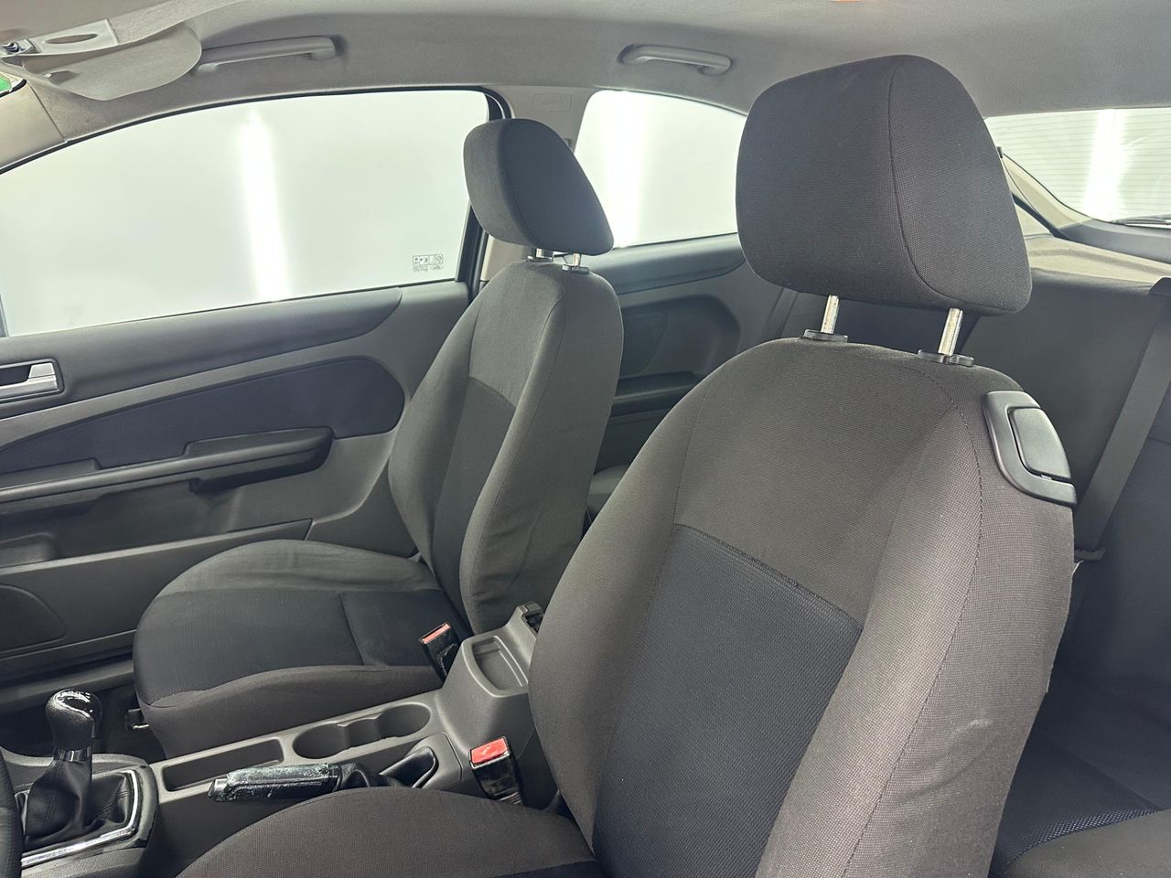 Ford Focus 1.8 TDCi Sport - Foto 2 