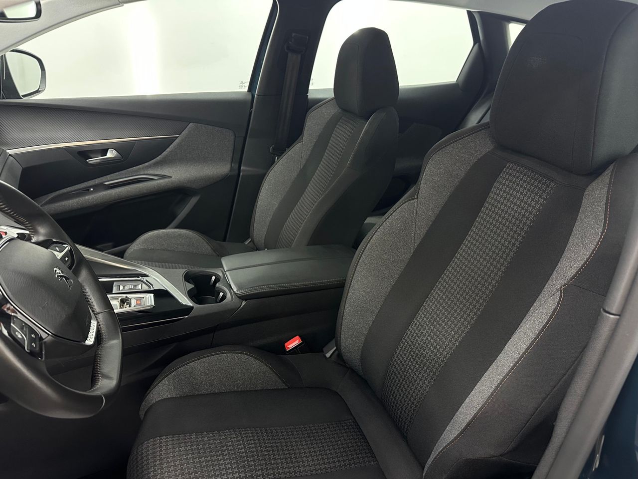 Peugeot 3008 1.2 PureTech 96KW S&S Active Pack EAT8 - Foto 2 
