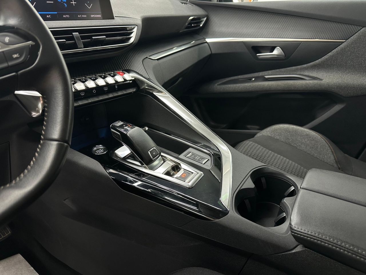 Peugeot 3008 1.2 PureTech 96KW S&S Active Pack EAT8 - Foto 2 